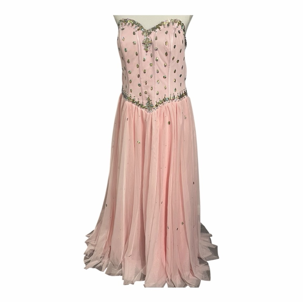 Elegant Pink Strapless Dress - Picture 2 of 9